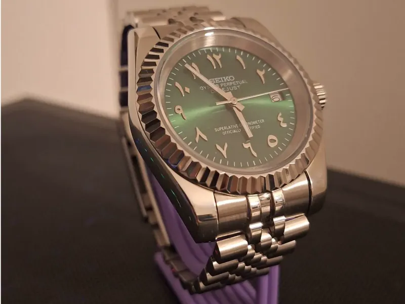 Watch Stand