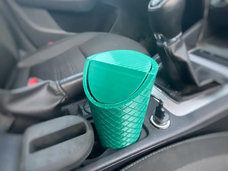 車のゴミ箱