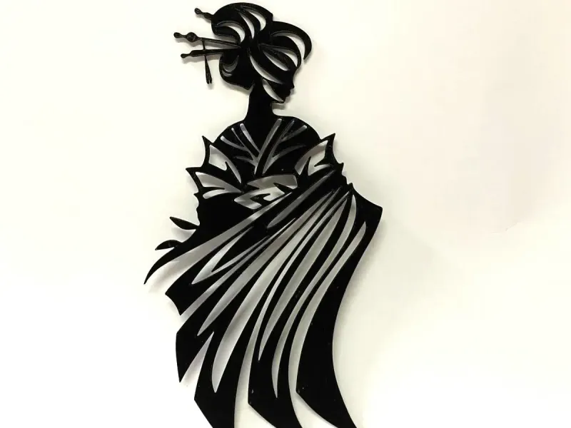 Geisha in relief