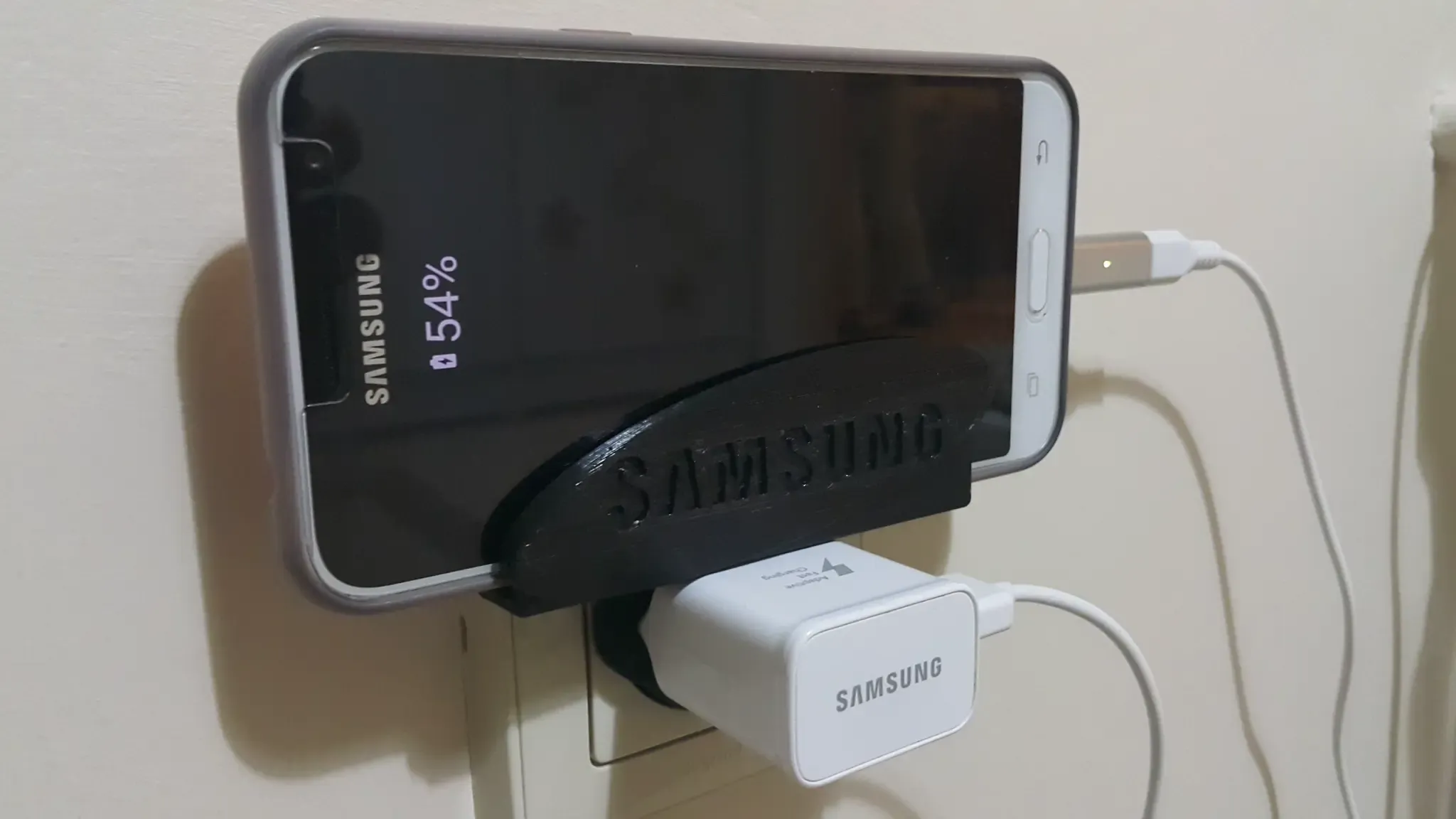 SAMSUNG EU Socket Phone Charger Holder