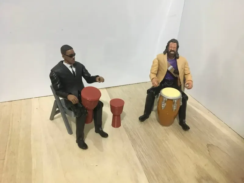 Djembe - due dimensioni (scala 1:18)
