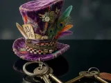 Llavero sombrero loco-0