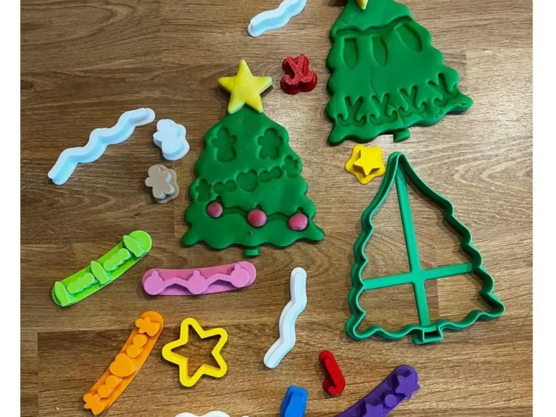 Formina per albero di Natale e timbri decorativi per gioco o cottura