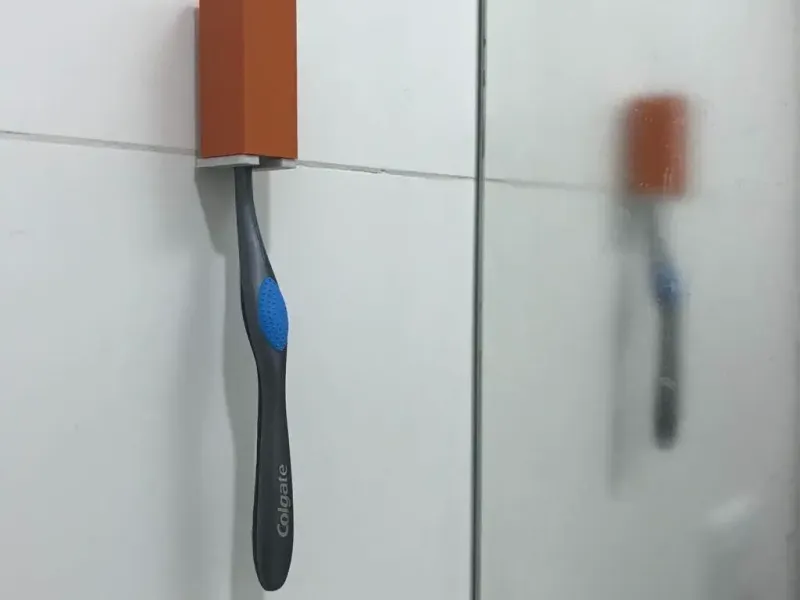 Гигиеничный держатель для зубной щетки