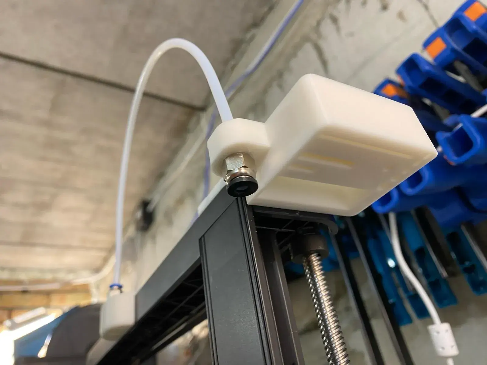 Ender V3 SE/KE Tool Holder with filament guide PC4-М10x1.5