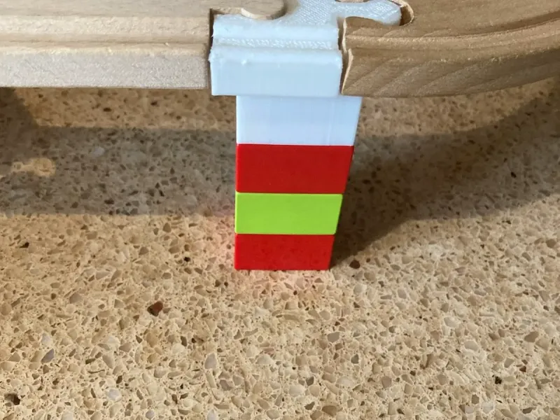 duplo compatible wood track support (banned brick)