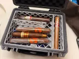 Apache 1800 HF Case Humidor-0