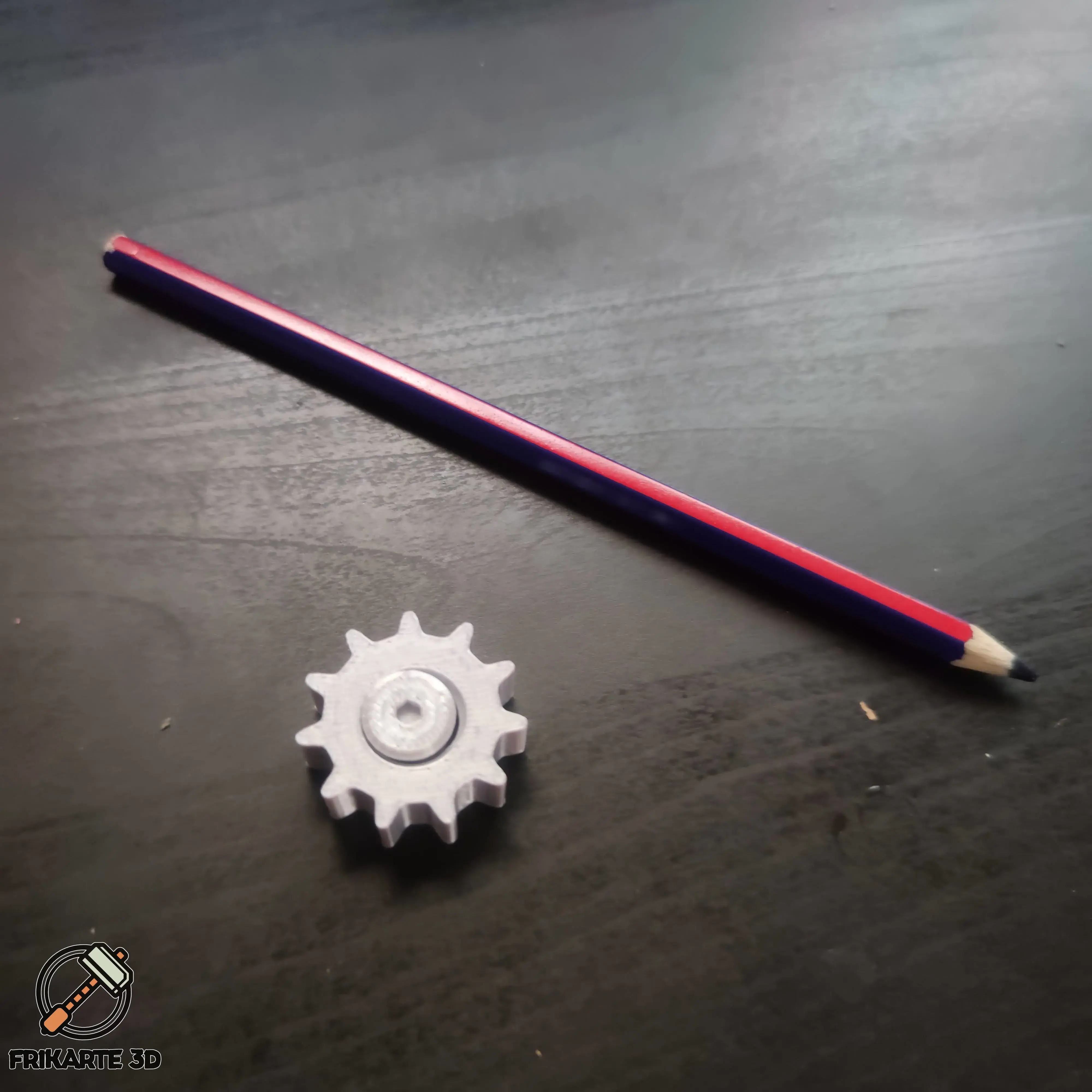 Gear Print In Place Pencil Spinner