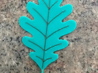 Decorative Oak Leaf