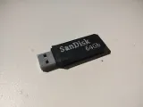Fake Flash Drive - SanDisk-3