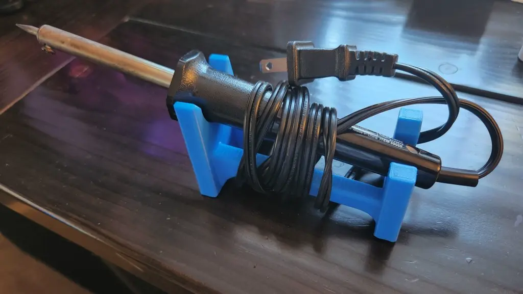 Halter für Lötkolben