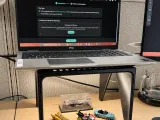 Universal Riser Stand-1