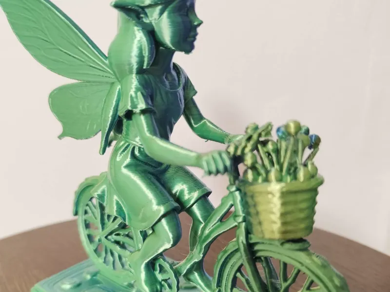 Lyria Meadowdance