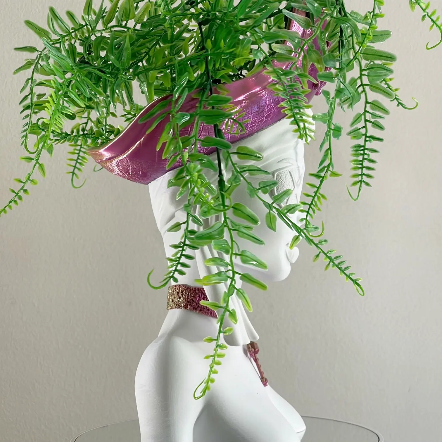 PIRATE QUEEN PLANTER / BUST POT