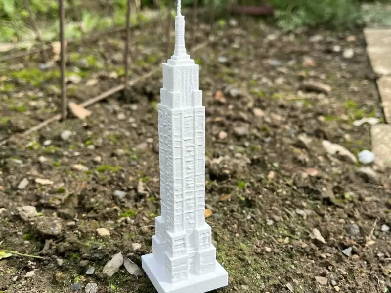 Empire State Building post-apocalyptique à New York