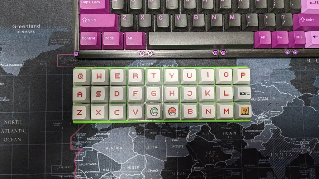 Mechanical Keyboard 30% - Gherkin Inspired - MML Pickle