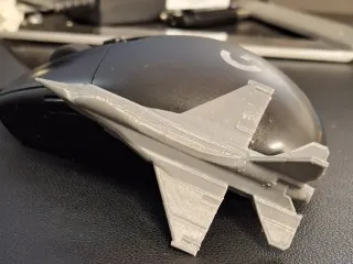 F-16 fighter jet