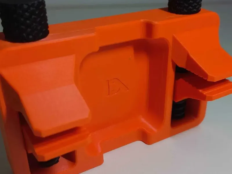 Solder Cable Holder base