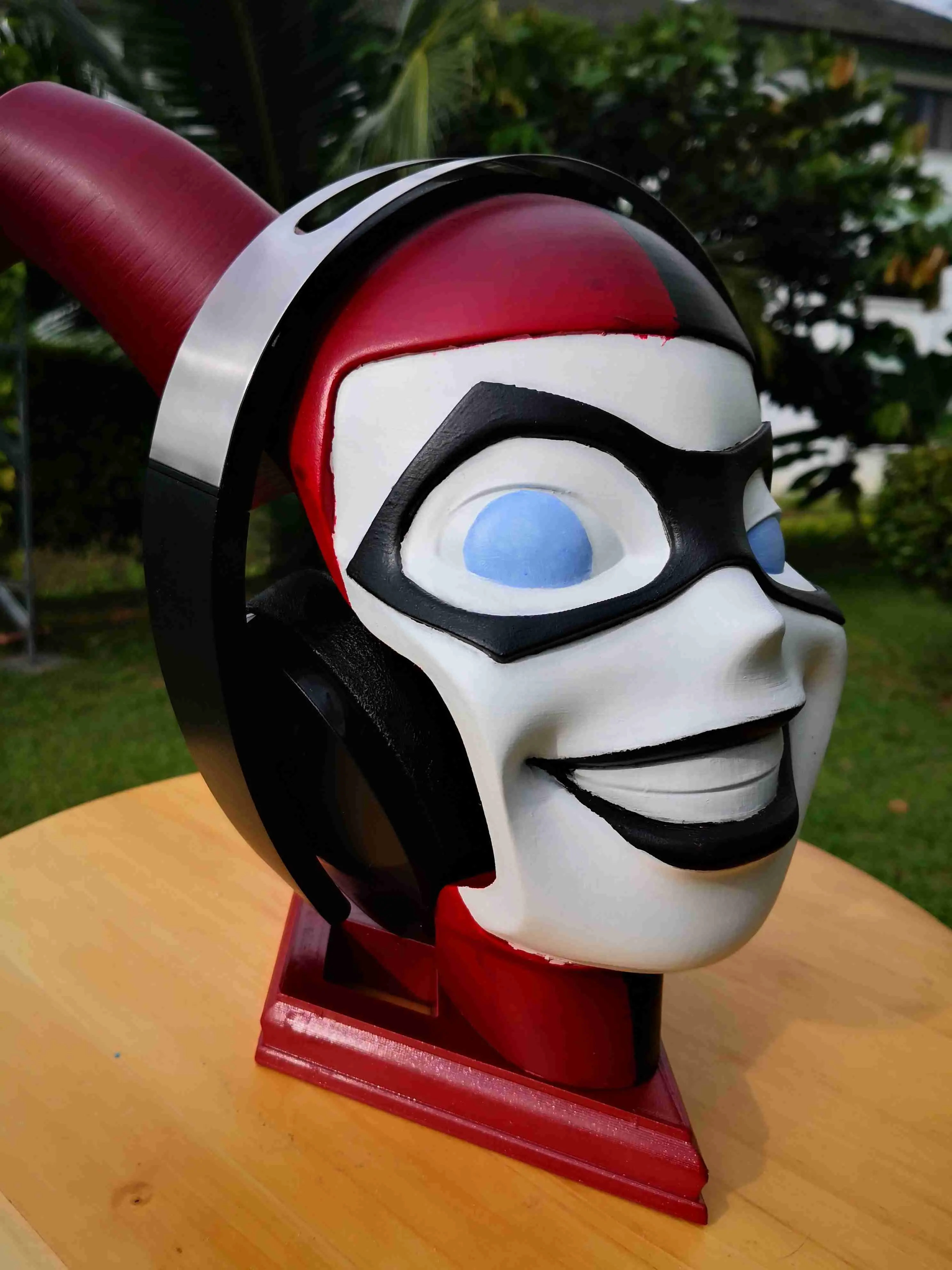 Harley Quinn Headphone stand