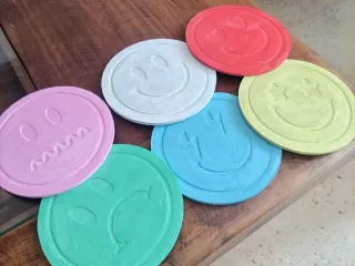 PosaVasos de Emoticones