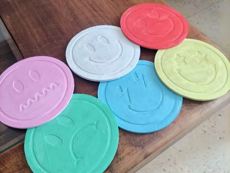 PosaVasos de Emoticones