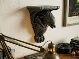 Alien Xenomorph Shelf-1