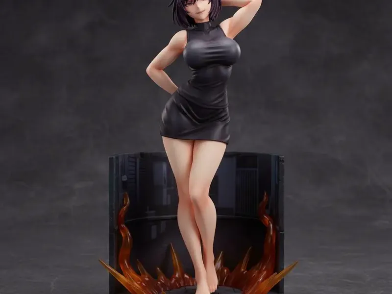 Yoruichi Shihouin Glamour Pose Collectible Figurine