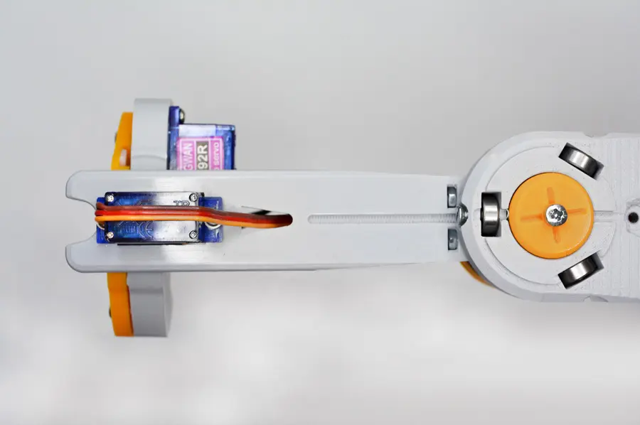 Arduino Robotic Arm (OPEN SOURCE) + Python control APP + EXT