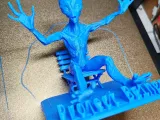 Soporte para teléfono 'Being' - Mini alienígena sosteniendo el teléfono.-0