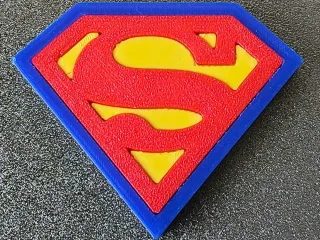 Superman Logo Fridge Magnet - Multipart, no CFS needed