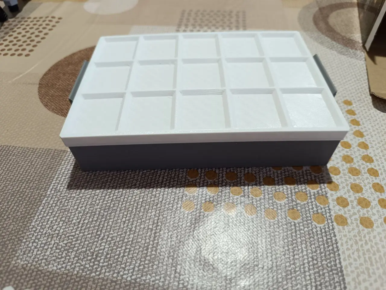 Small parts box with clip-on cap.