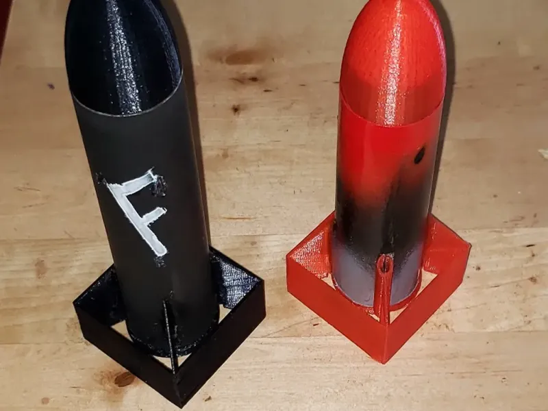 Mini achteruitwerpbomraket