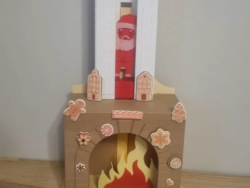 Santa Claus in the Chimney Advent Calendar - MOKA Design