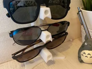 Sunglasses Stand