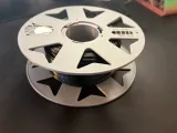 Split for reusable filament spool-2