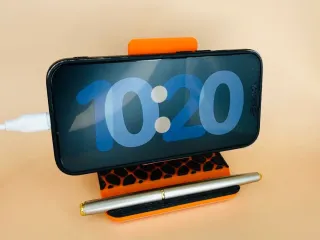 Phone tablet pen stand patterned design