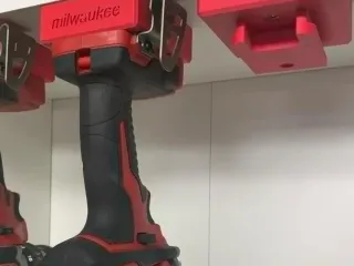 support Milwaukee M18