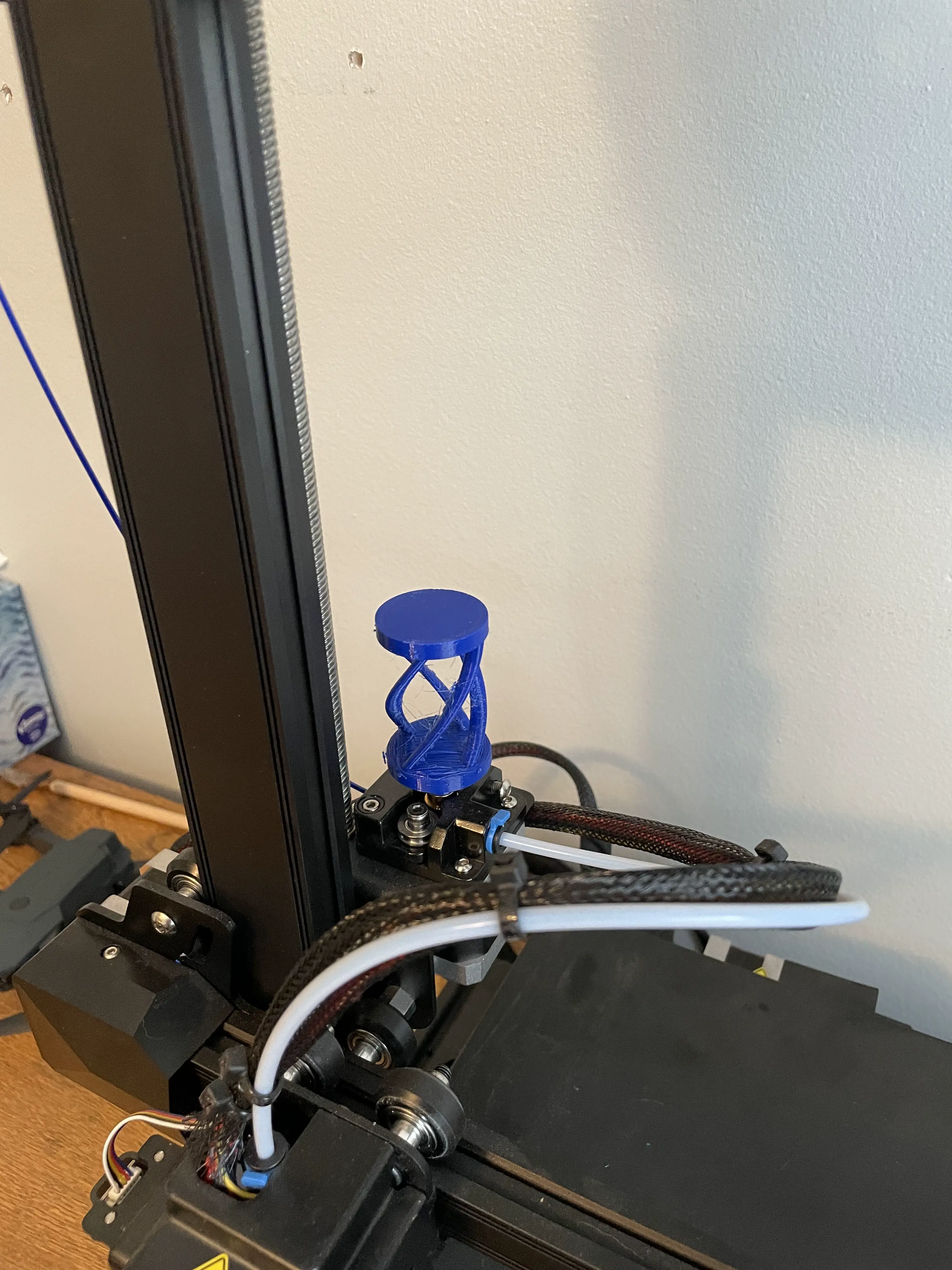 Spiral extruder spinner