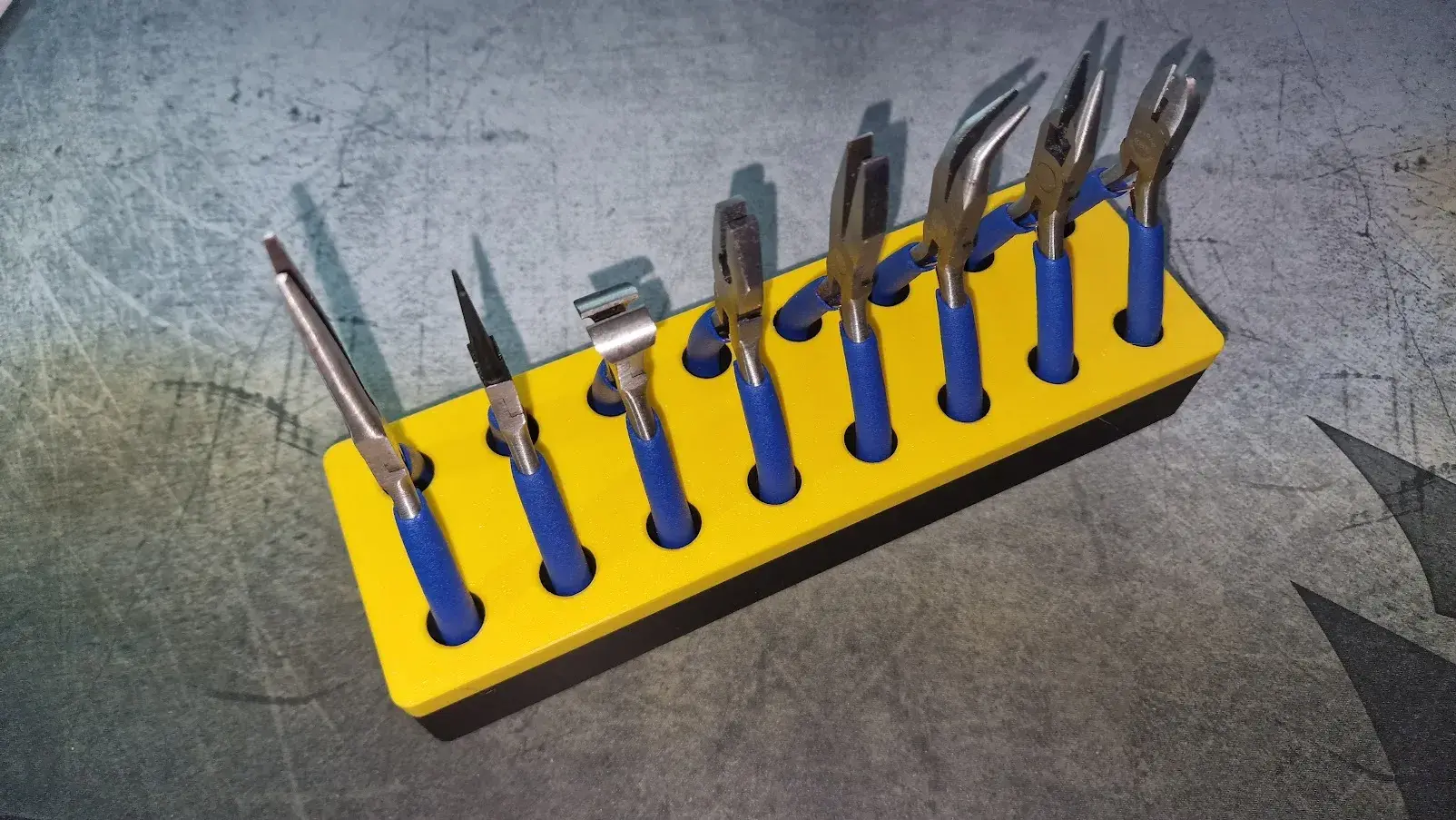 3D Printer Files | 3MF File | Pliers Rack 🔧 | Creality Cloud