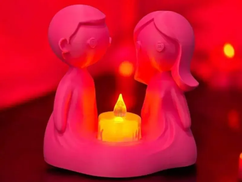 Romantic Couple Candle Holder