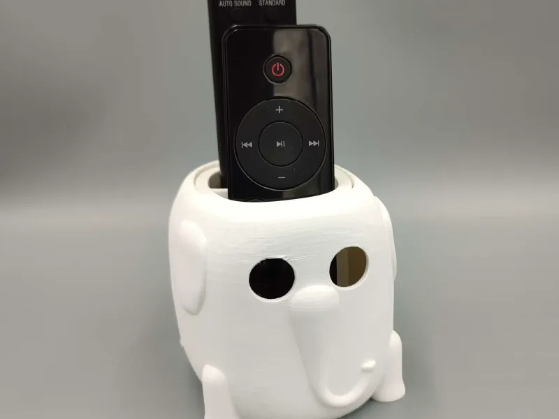ELEPHANT REMOTE HOLDER