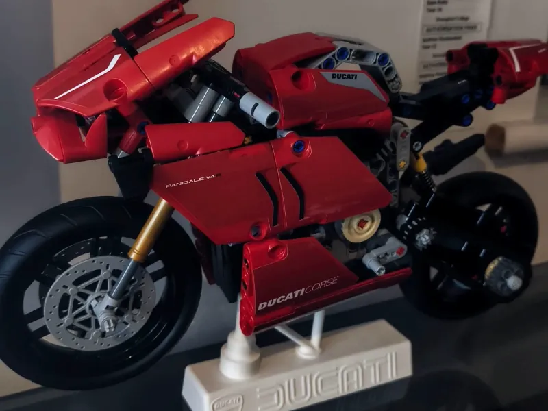 Lego Ducati Panigale V4 Stand, Decorative