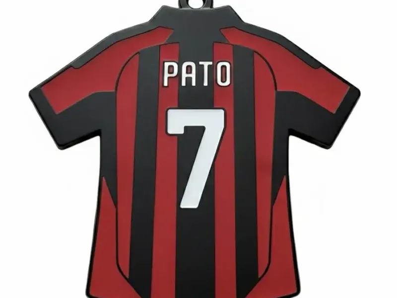 Llavero pato jugador de futbol
