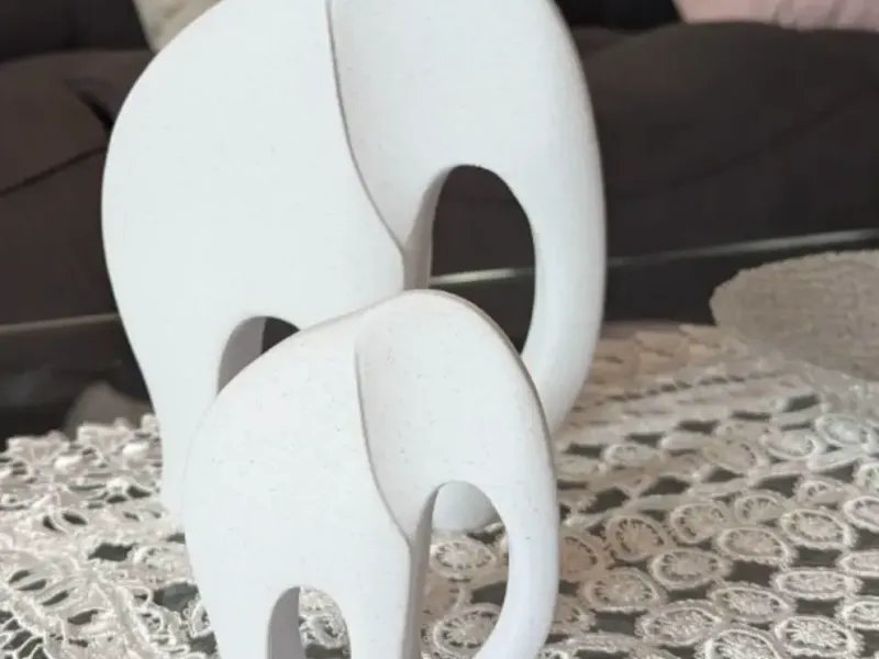 Stylized Elephant - Minimalist 3D Decoration