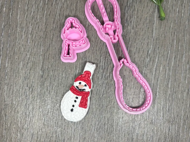 Snowman Keychain Clay Cutter Set