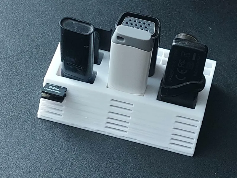 USB/ SD/ micro SD memory cards organizer /no supports