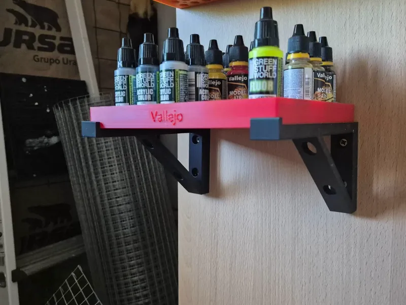 Etagère peinture