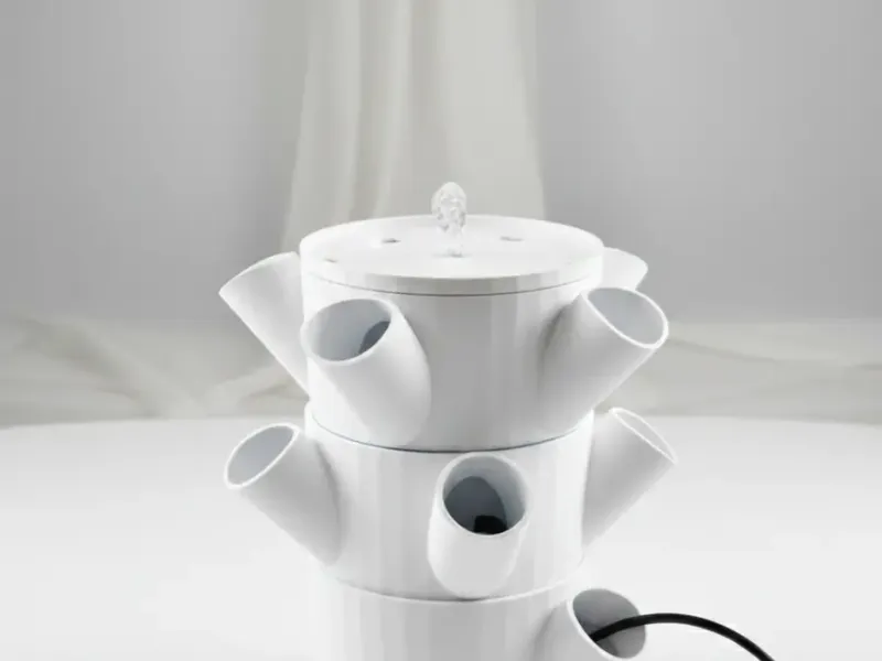 small hidrophonic garden