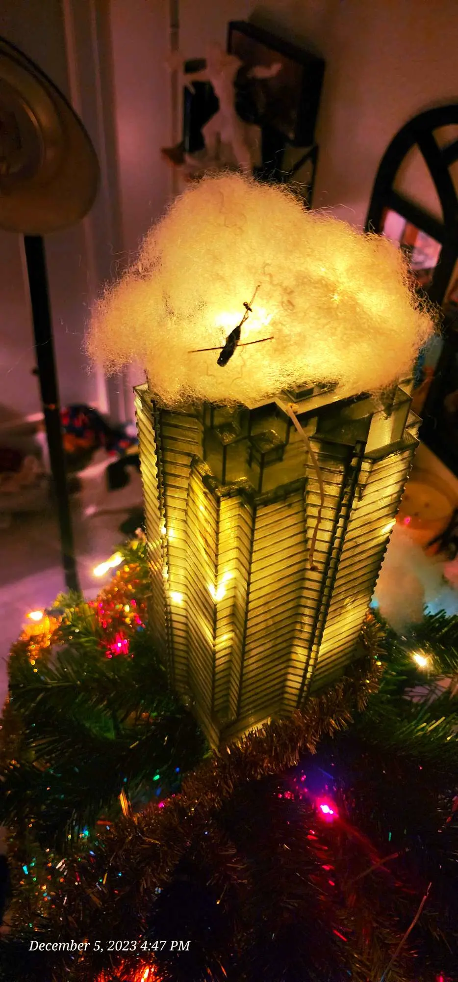 DIE HARD Nakatomi Plaza 
Christmas Tree Topper