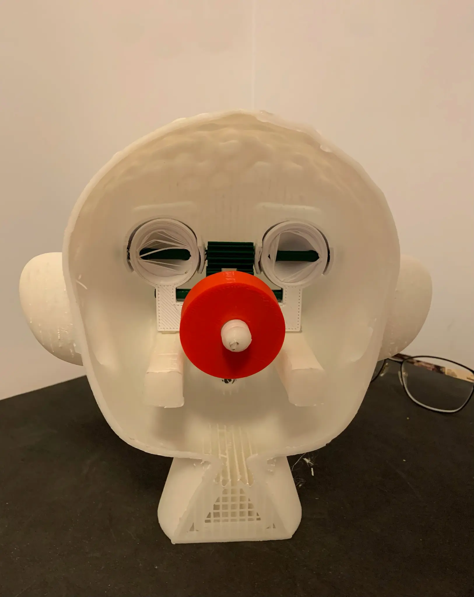 Mechanical Opening Eyes Eyeglass Holder